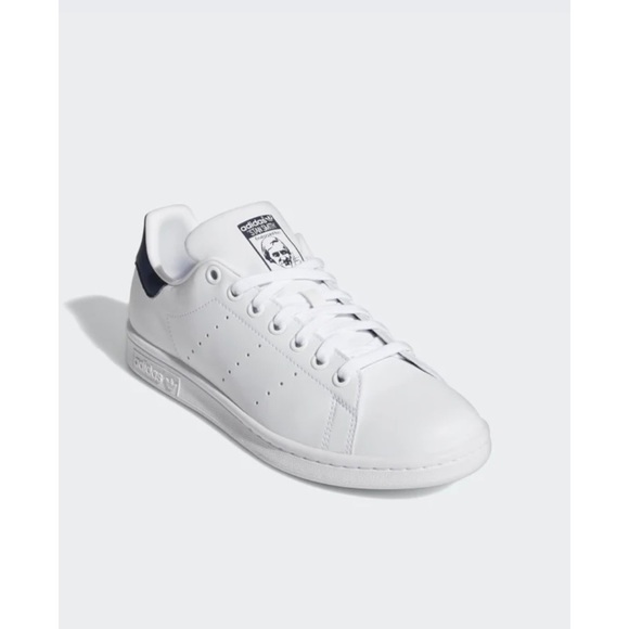 adidas Shoes - EUC adidas STAN SMITH SHOES - navy / blue